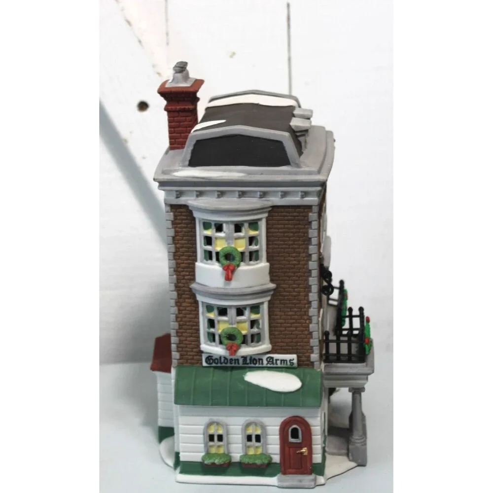 Department 56 Crown &Cricket Inn 1992 Dickens Village Series Heritage Collection